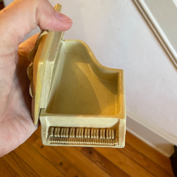 Piano jewelry holder - Picture 3 of 3